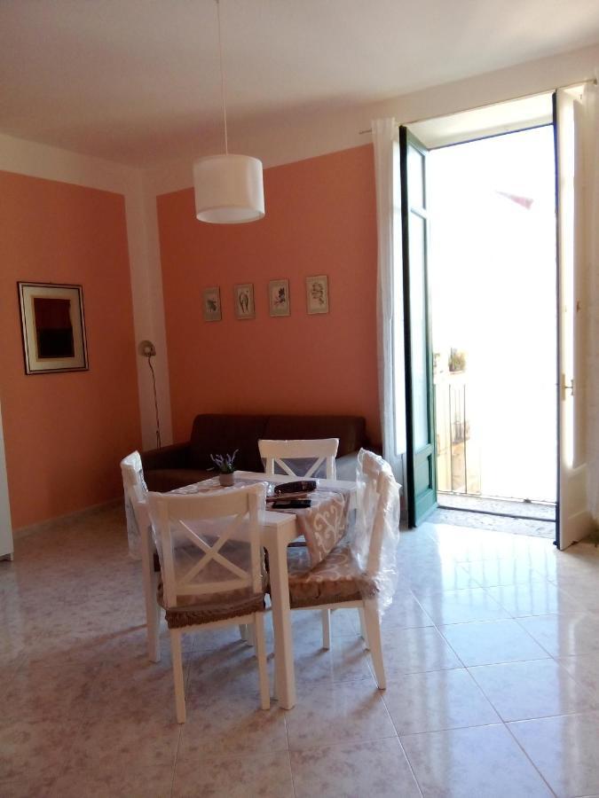 Al Crocifisso...Da Nonna Pia Apartamento Salerno Exterior foto