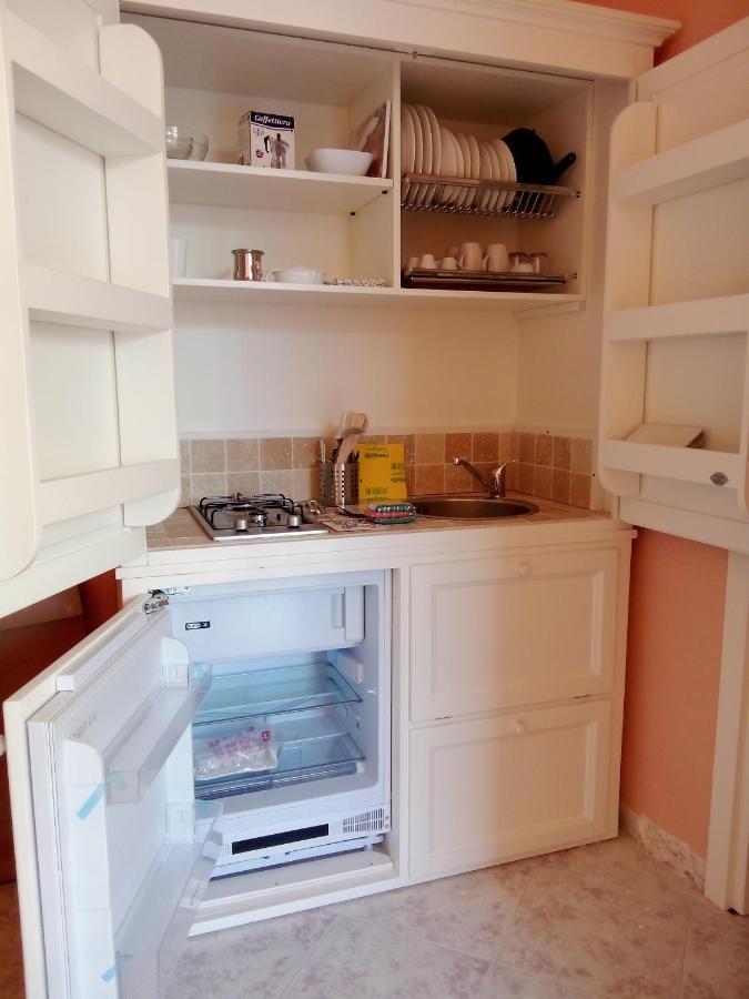Al Crocifisso...Da Nonna Pia Apartamento Salerno Exterior foto