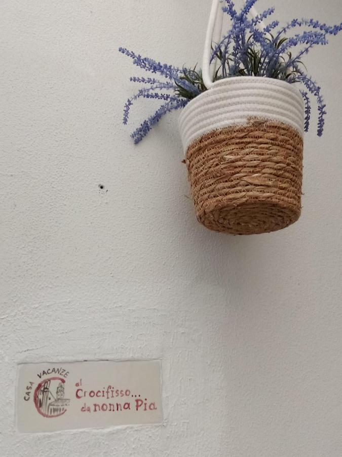 Al Crocifisso...Da Nonna Pia Apartamento Salerno Exterior foto