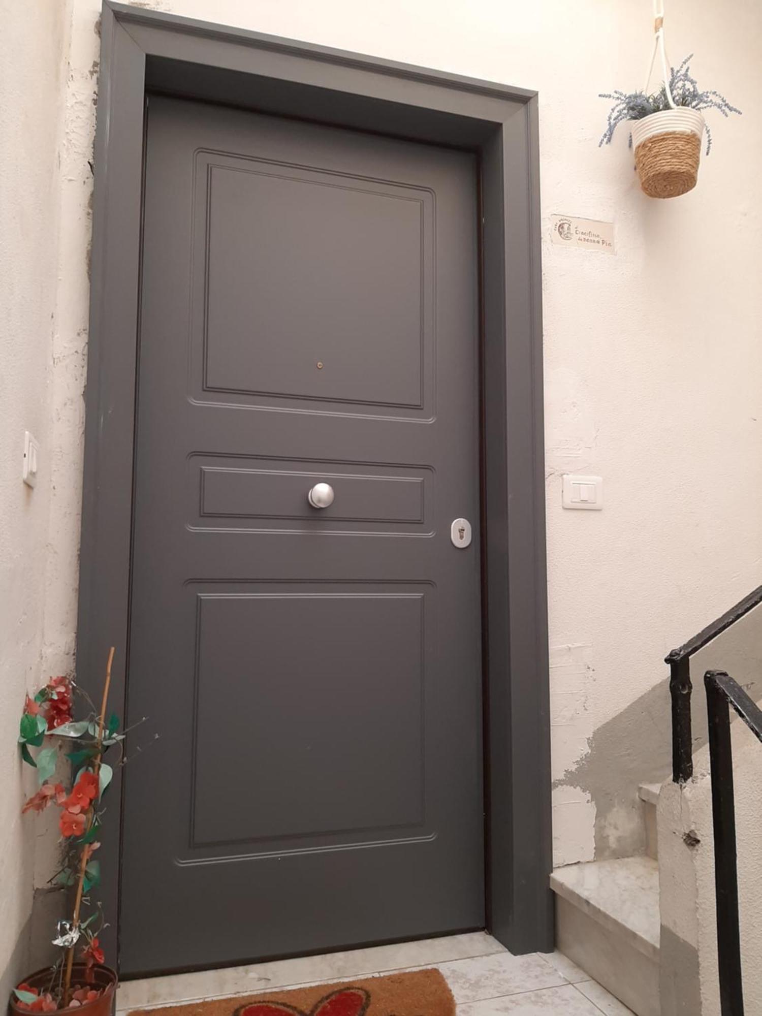Al Crocifisso...Da Nonna Pia Apartamento Salerno Exterior foto